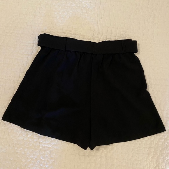Elodie high waisted shorts - Picture 3 of 4